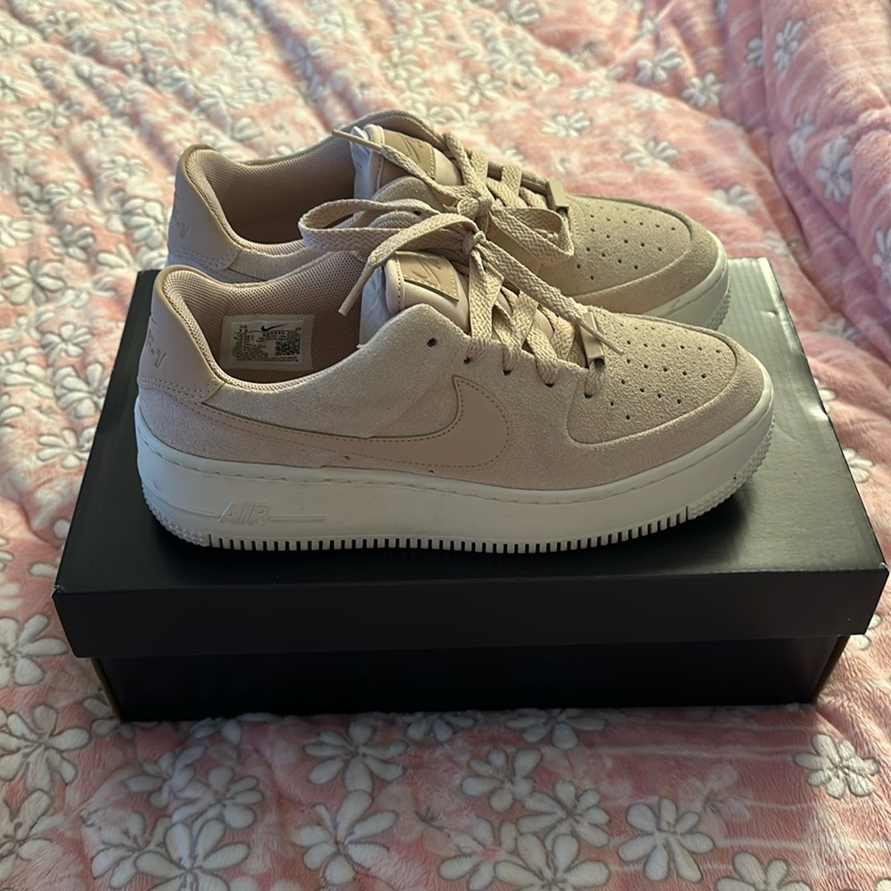 Lightly worn pink platform Air Force Ones AF1s